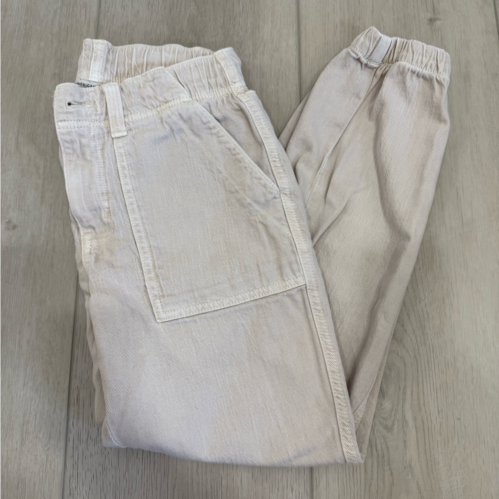 American Eagle Light Beige Pants Women 00 short